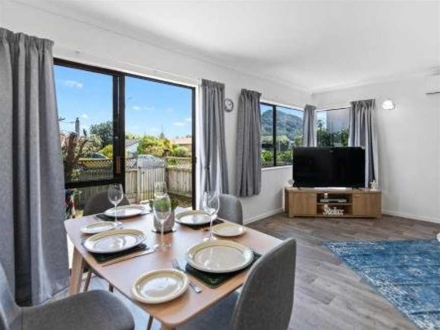 Mt Beach Retreat - Mt Maunganui Holiday Home, Mount Maunganui, New Zealand