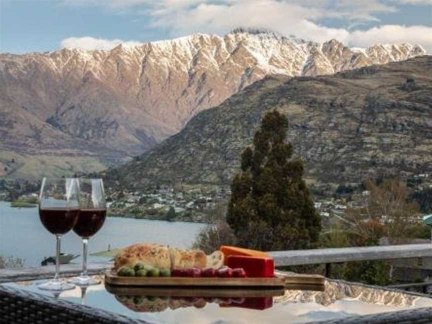 White Peaks Villa, Argyle Hill, New Zealand