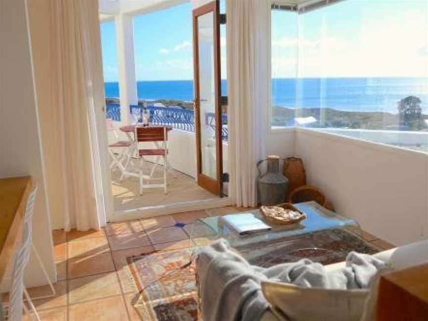 Naxos - Med style castle, ocean views from every room!, Waihi Beach, New Zealand