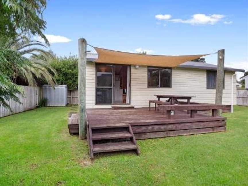 Relax Cabin - Waihi Beach Holiday Home, Waihi Beach, New Zealand