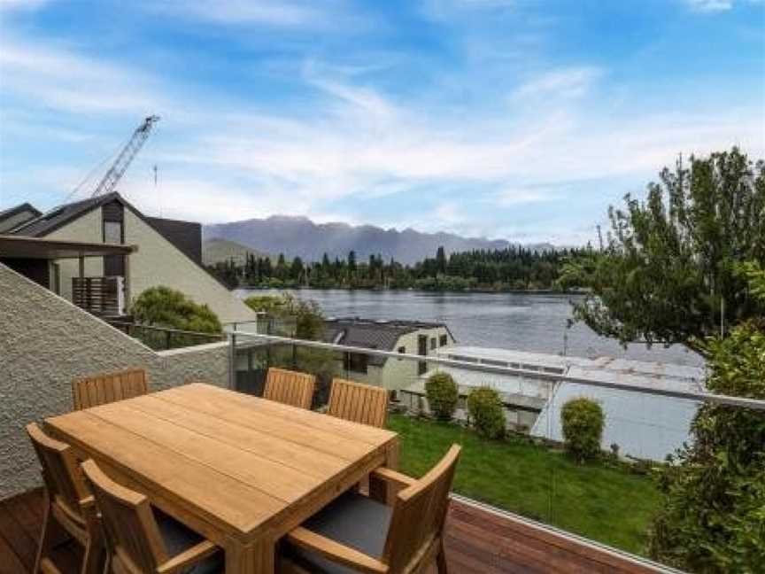 Lodges 6 - Lake views and close to town, Argyle Hill, New Zealand