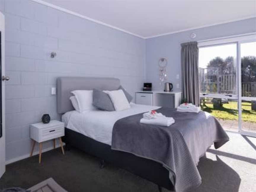 Waihi Beach Hotel, Waihi Beach, New Zealand