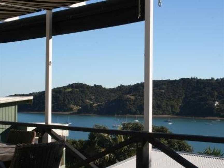 Black Bach on Burrell, Waiheke Island (Suburb), New Zealand