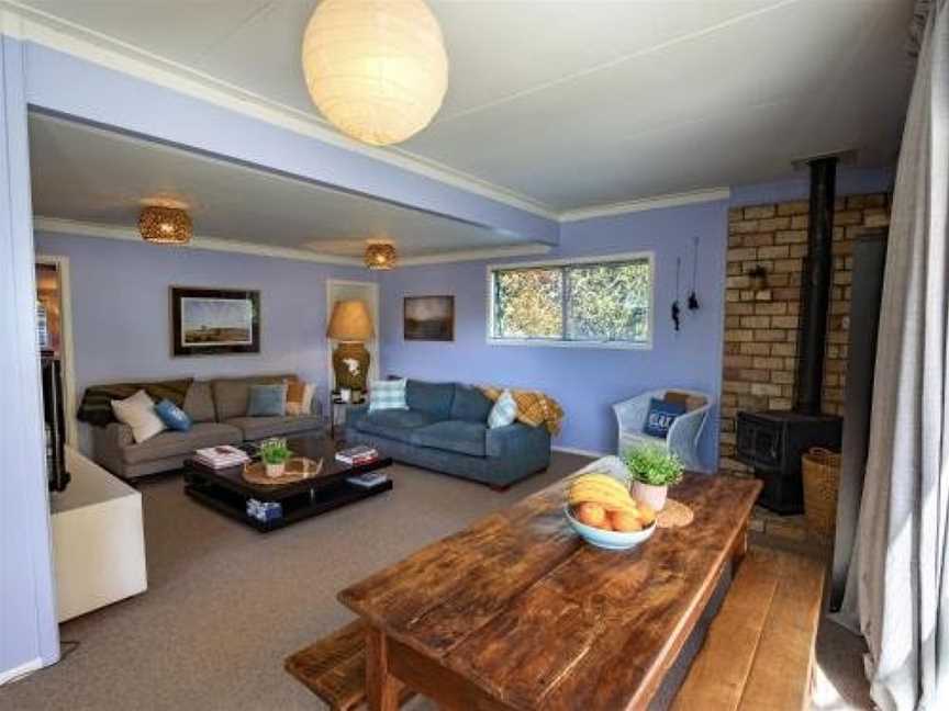 Pukeko Cottage - Pohara Holiday Home, East Takaka, New Zealand