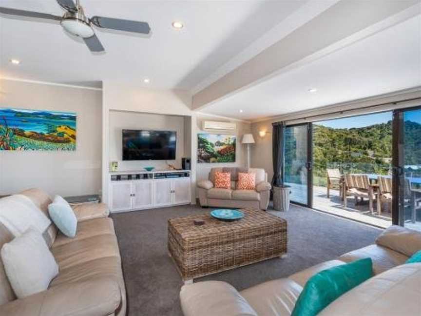 Motu Tiro - Designer Paihia Holiday Home, Paihia, New Zealand