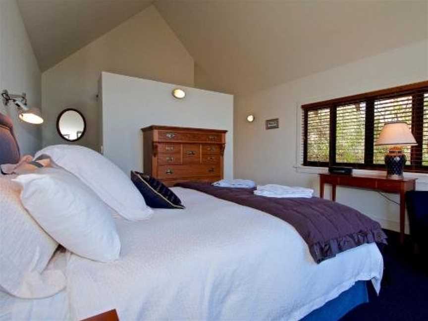 Kauawhi Lodge - Acacia Bay Executive Home, Taupo, New Zealand