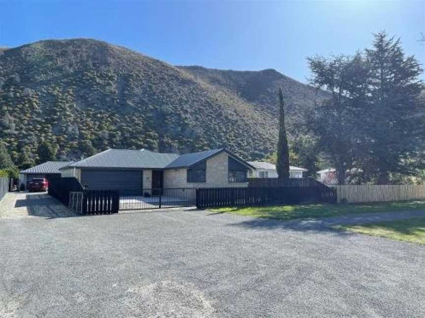 Kurow House on Bledisloe - A2O Cycle Trail Oasis., Duntroon, New Zealand