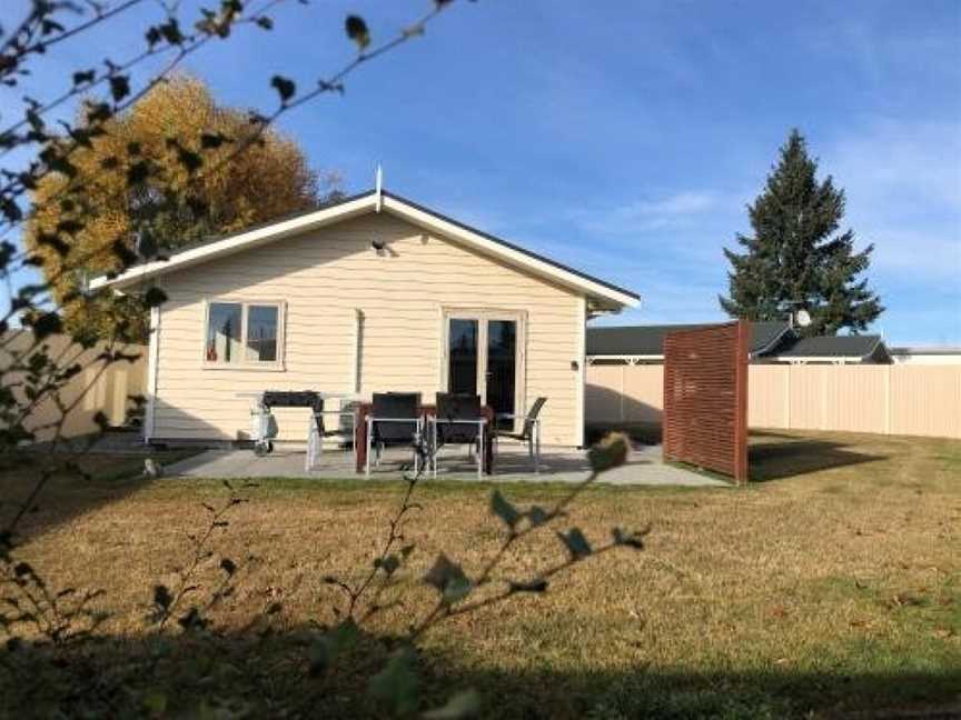 Relax on Rata, Cottage 2, Twizel, New Zealand