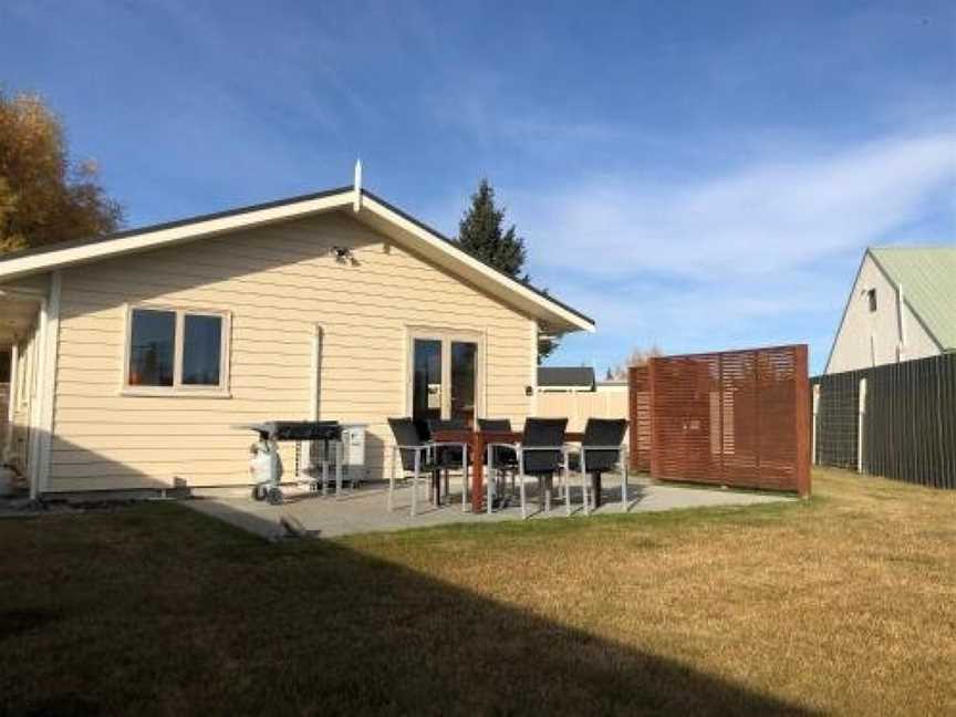 Relax on Rata, Cottage 2, Twizel, New Zealand