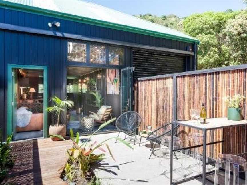 The Barn, designers dream beach hideaway, Waihi Beach, New Zealand