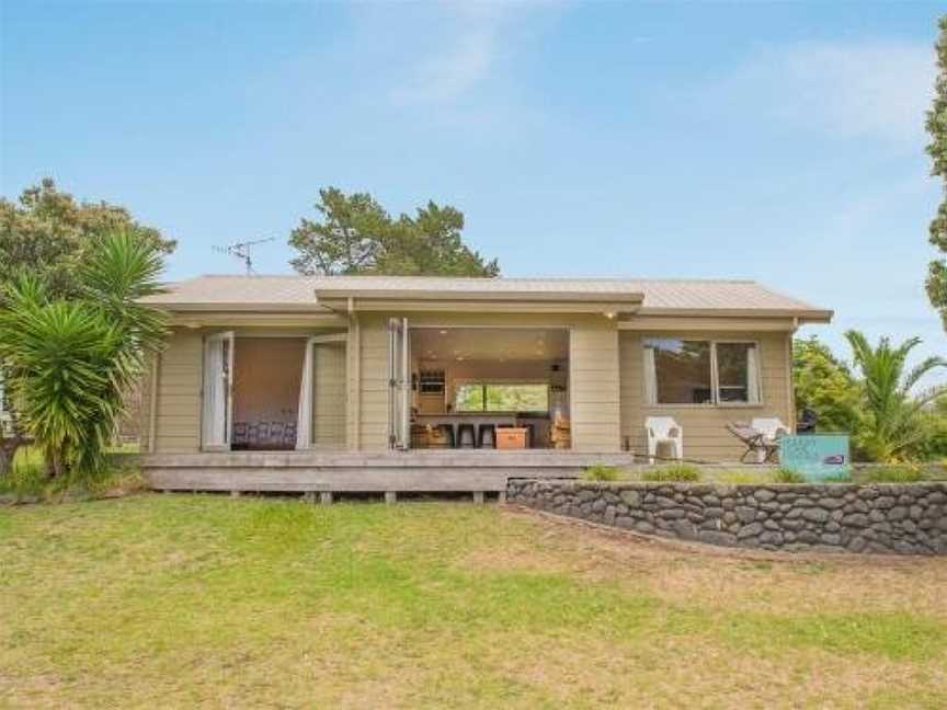 On The Green - Pauanui Holiday Home, Pauanui, New Zealand