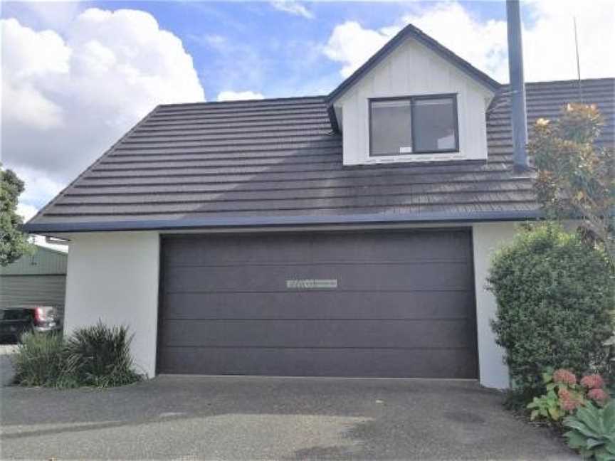 Kaka Lodge at Kotare House, Kawau Island, New Zealand