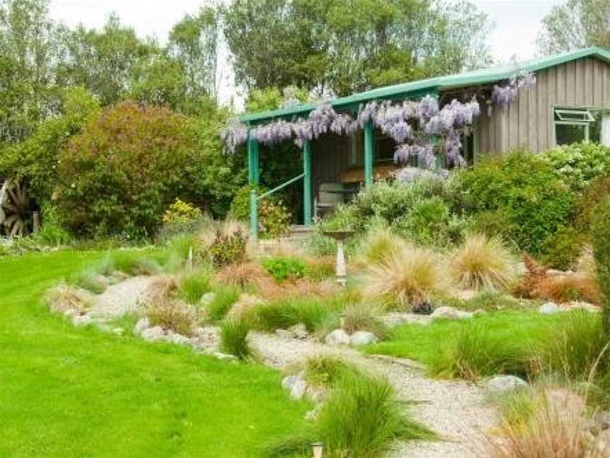 Waterwheel Cottage, Brown Owl, New Zealand