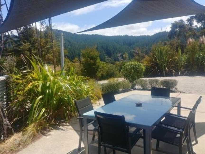 Ryder Ridge Holiday Home, Kaiteriteri, New Zealand