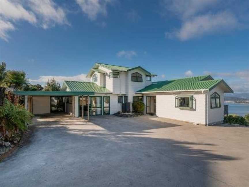 Sensational on Centennial - Whitianga Holiday Home, Whitianga, New Zealand