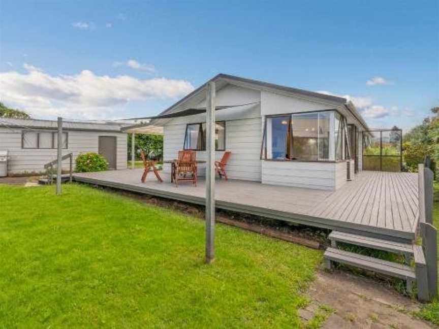 Treasure on Chestnut - Tairua Holiday Home, Tairua, New Zealand