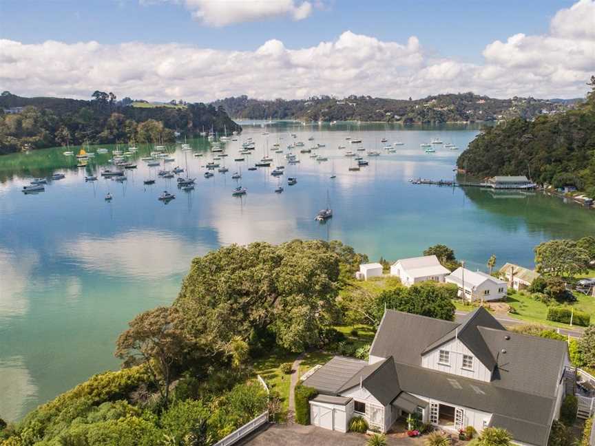 Arcadia Lodge, Russell, New Zealand