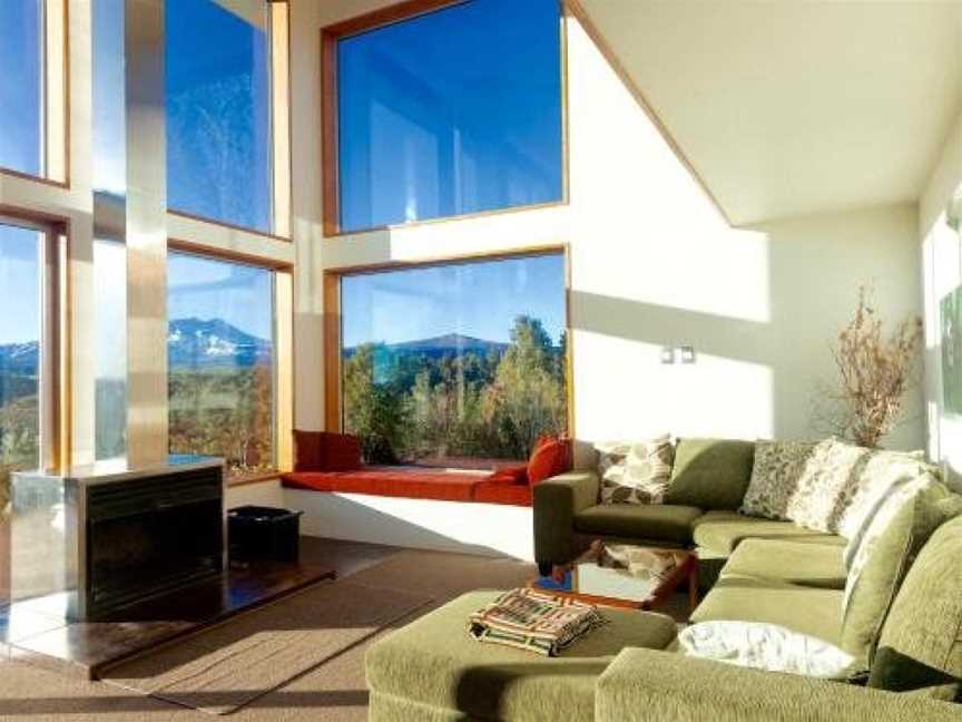 Triple Peaks Eco Lodge - National Park Holiday House, Whanganui National Park, New Zealand