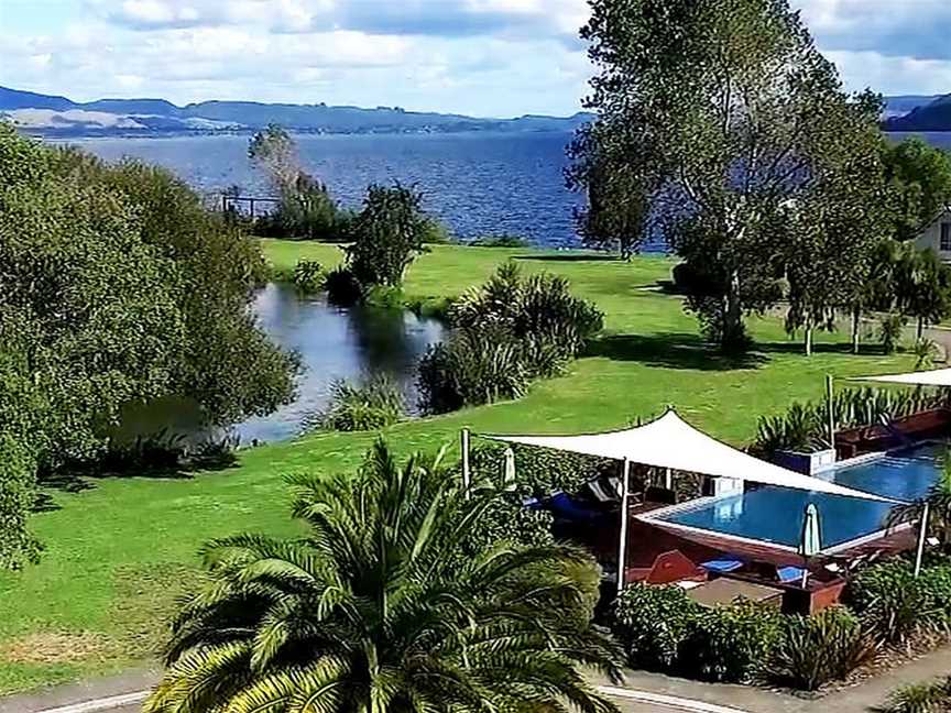 Twin Lake Villas, Owhata, New Zealand