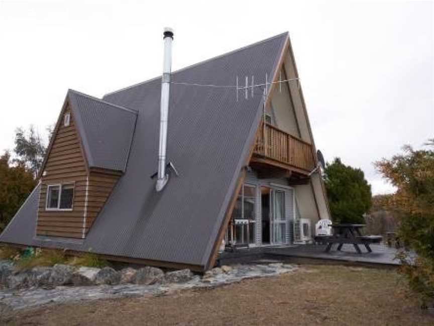 Fox Chalet, Lake Tekapo, New Zealand