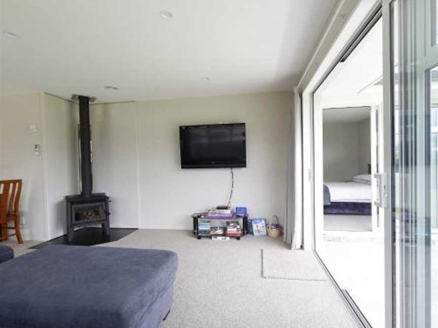 Fiordland Getaway - Te Anau Holiday Home, Te Anau, New Zealand