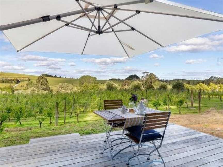 The Nest - Matakana Vineyard Retreat, Highbury (Palmerston North), New Zealand