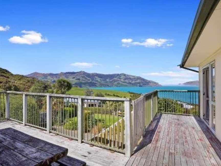 Seaview House - Wainui Holiday Home, Akaroa, New Zealand