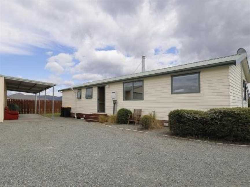 Bach on Speight - Te Anau Holiday Home, Te Anau, New Zealand