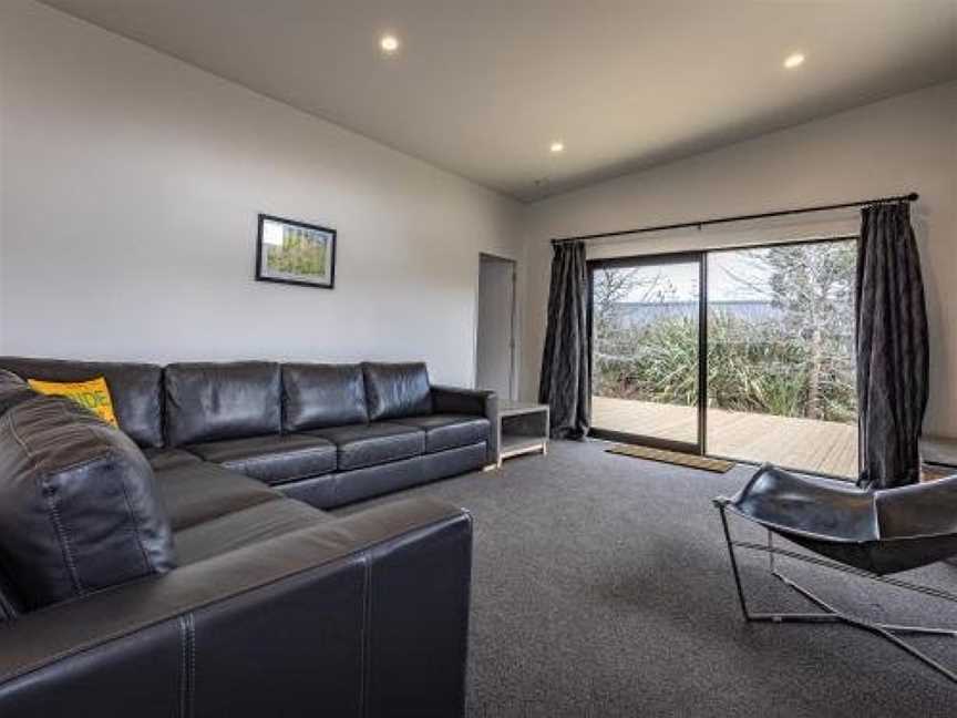 Modern Mountain Escape - Ohakune Holiday Home, Ohakune, New Zealand