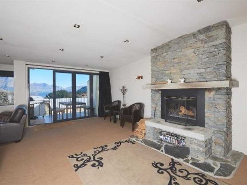 Copper Ridge Views - Queenstown Apartment, Argyle Hill, New Zealand