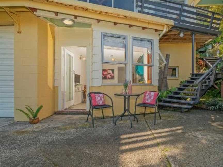 Casa Caramba - Whitianga Holiday Home, Whitianga, New Zealand