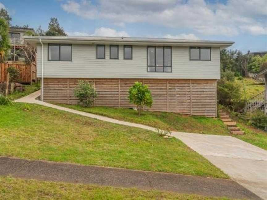 Manuka Lodge - Tairua Holiday Home, Tairua, New Zealand