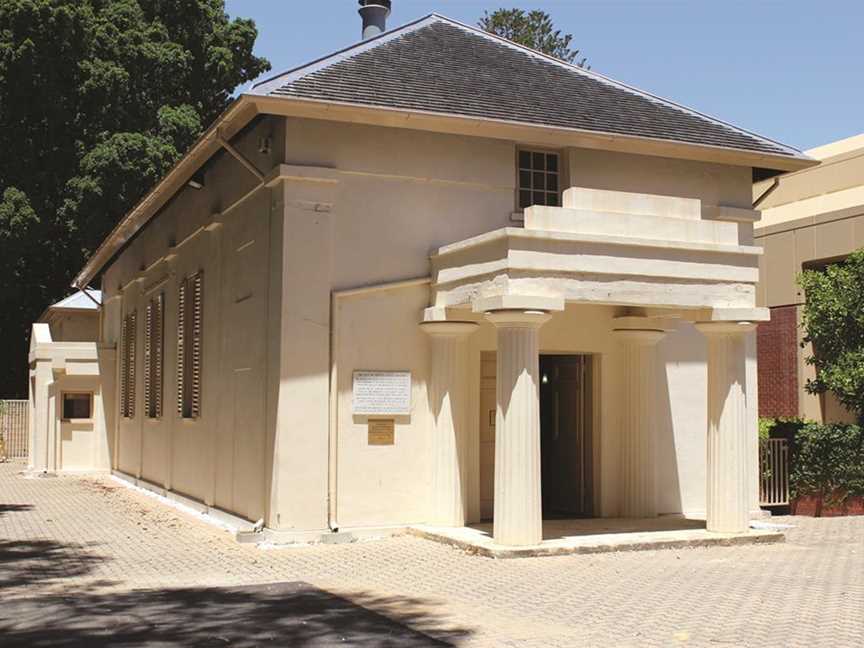 The Old Court House Law Museum