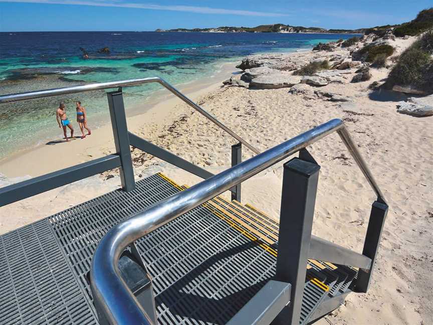 Diving at the Wreck Of The Shark, Tourist attractions in Rottnest Island