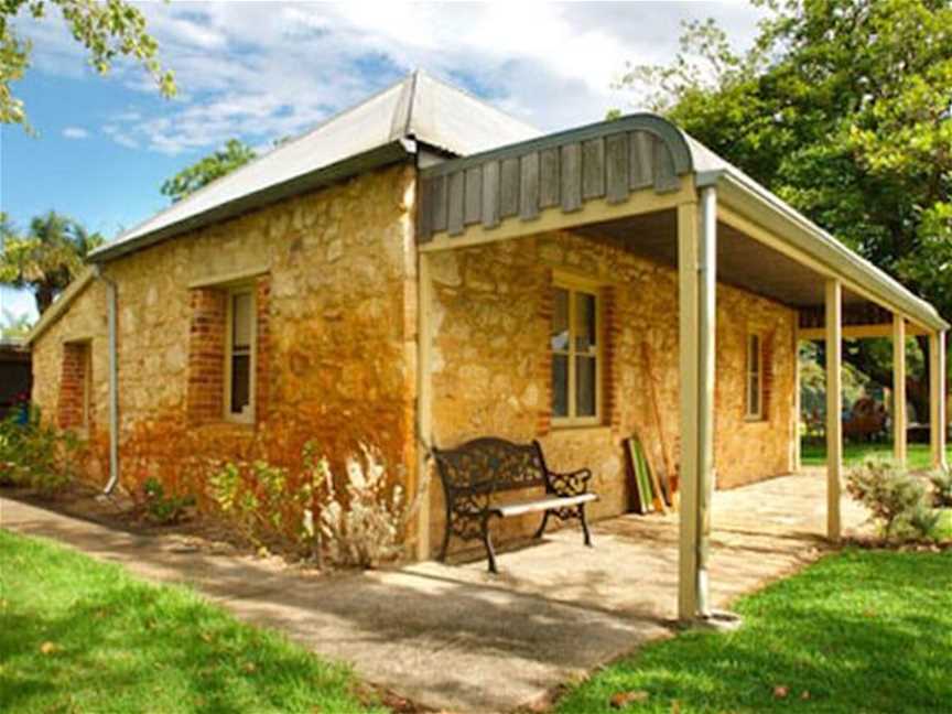 Buckingham House & The Old School House, Tourist attractions in Wanneroo