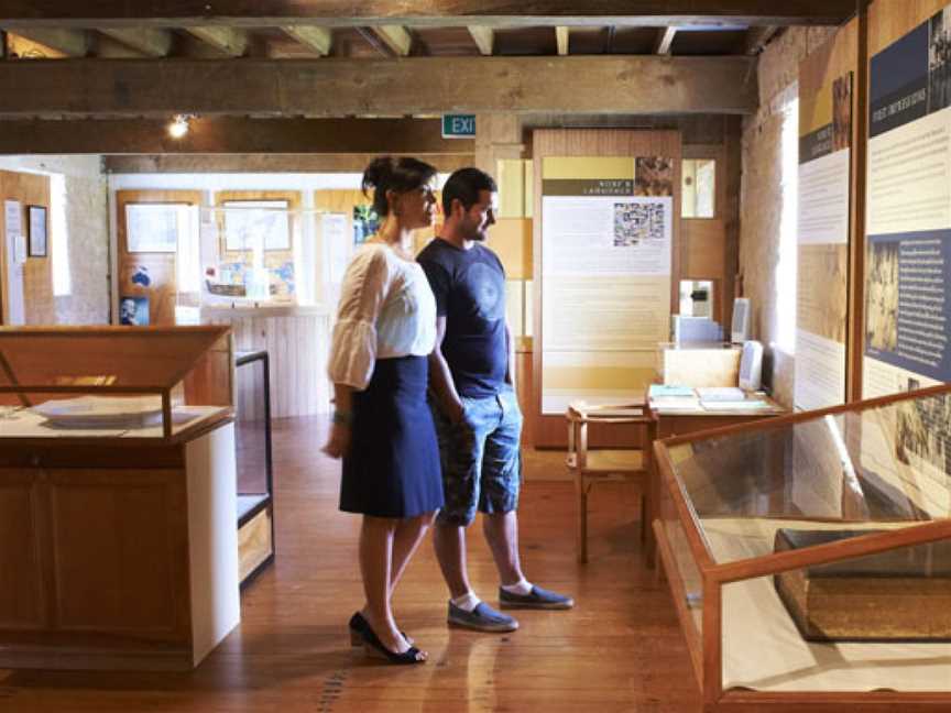 Norfolk Island Museum, Tourist attractions in Kingston