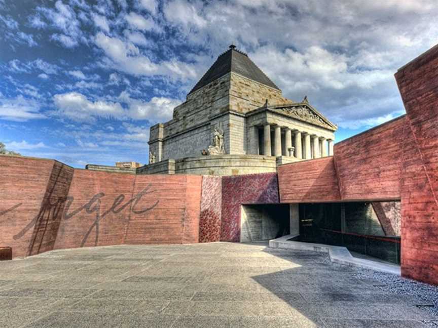 Shrine of Remembrance, Aramac, VIC