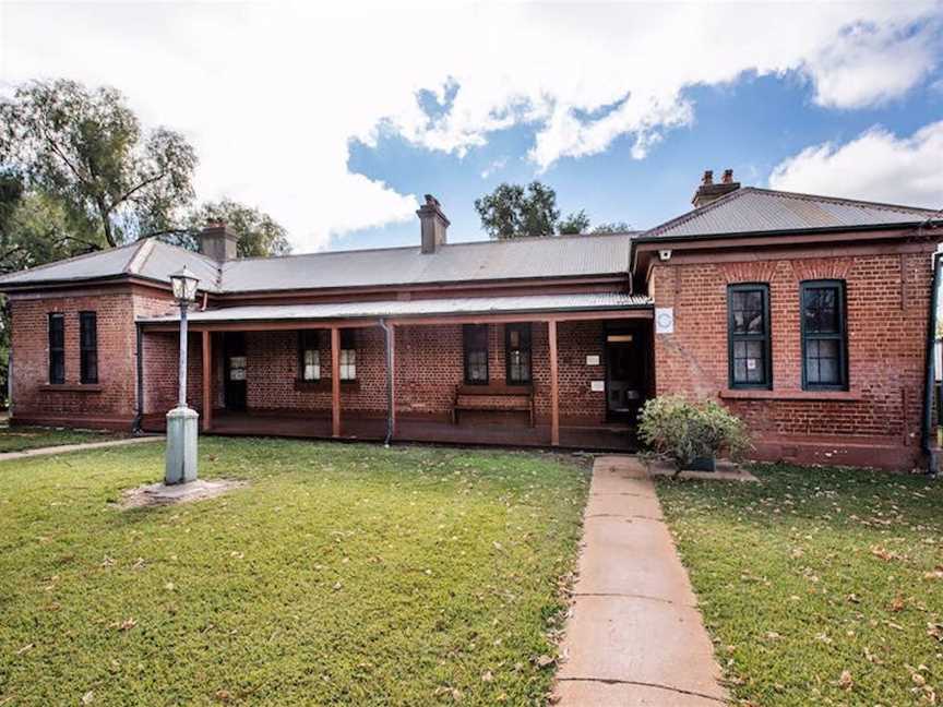 Museum Under the Bridge, Tourist attractions in Coonamble