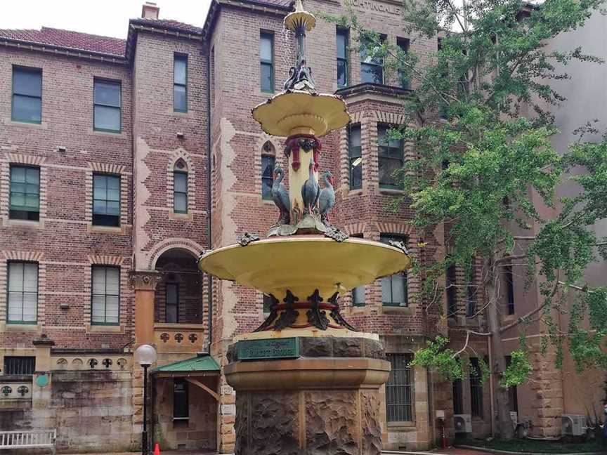 Robert Brough Memorial Fountain, Tourist attractions in Sydney CBD