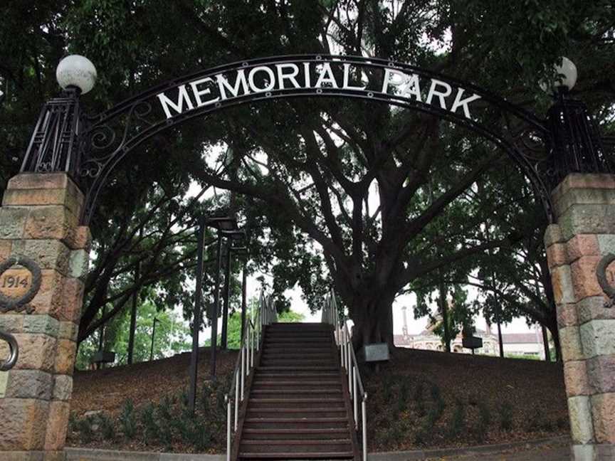 South Brisbane Memorial Park, Tourist attractions in South Brisbane