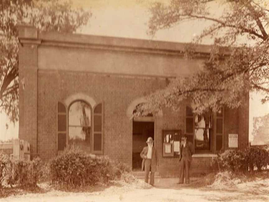 North Wangaratta Hall, Tourist attractions in Bowser