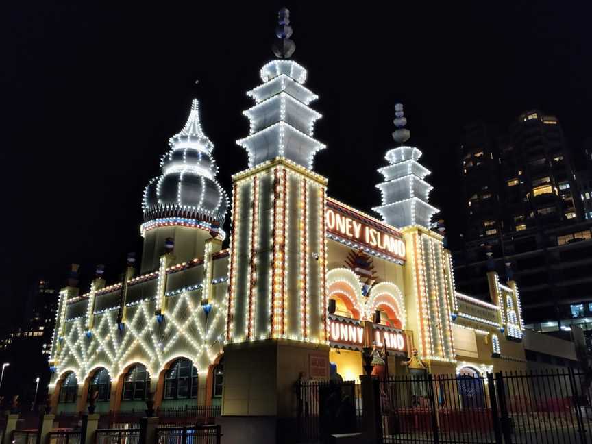 Luna Park Sydney, Milsons Point, NSW