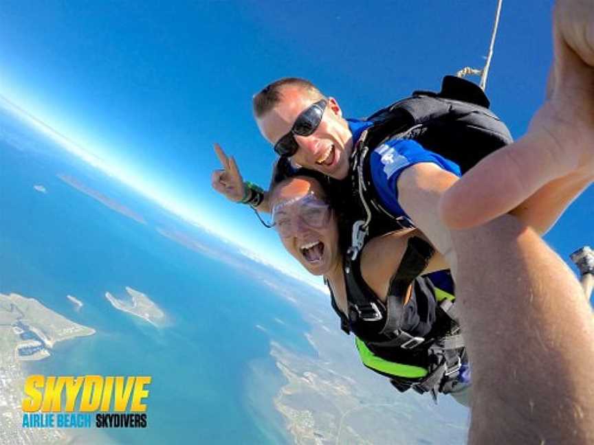 Airlie Beach Skydivers, Airlie Beach, QLD