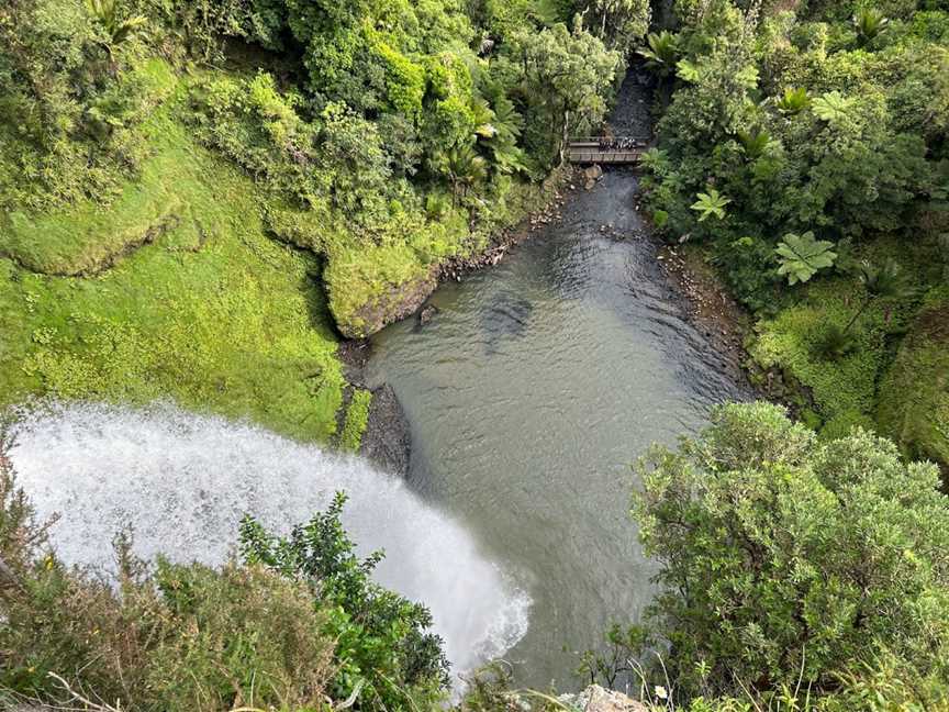 Bridal Veil Falls, Waikato West Coast, New Zealand