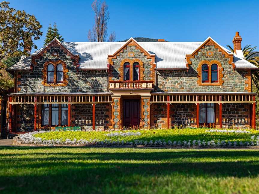 Isel House, Stoke, New Zealand