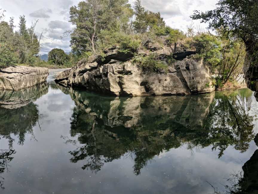 Paines Ford, Takaka, New Zealand