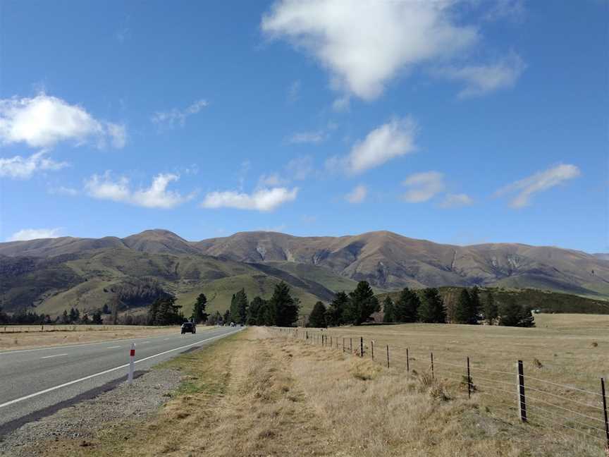 Dog Kennel Corner, Tekapo, New Zealand