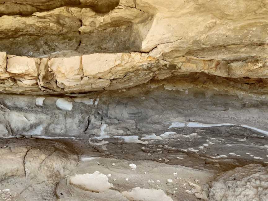 Maerewhenua Maori Rock Painting Site, Duntroon, New Zealand