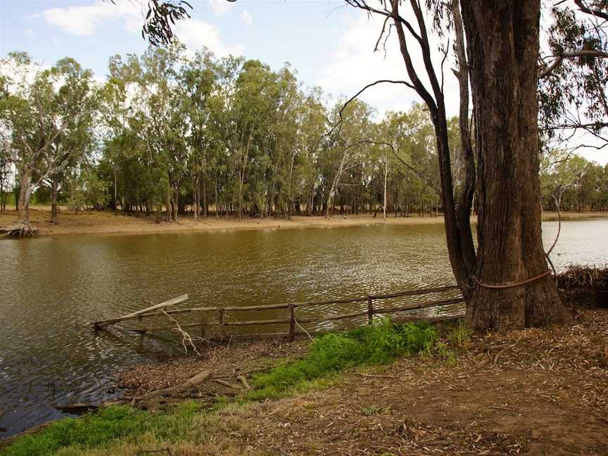 Camp at Lake Pleasant- Goovigen, Smoky Creek, QLD