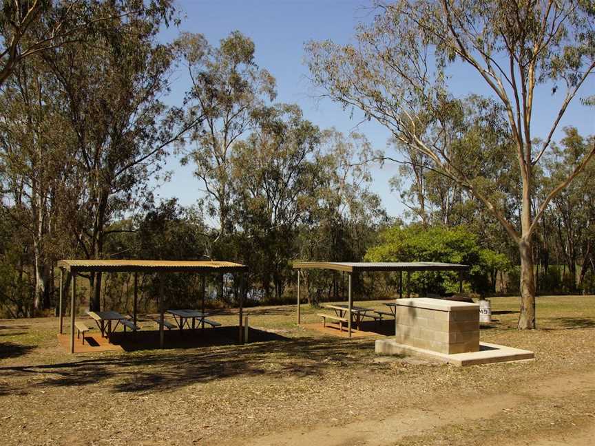 Glebe Weir, Valentine Plains, QLD